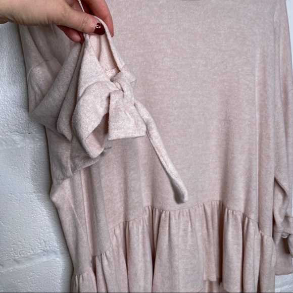 Soprano Pink Peplum Hem Hi/Low Super Soft Long Tie Sleeve Top Size large - Picture 4 of 8